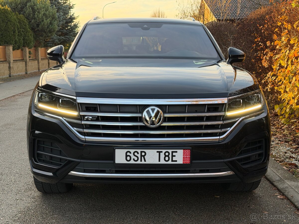 Volkswagen Touareg R-Line, 210kW (286PS), 3/2020, 87.920km - 3