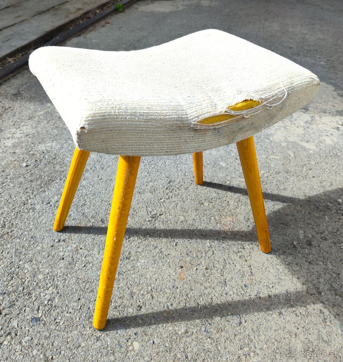 Rôzne taburetky - 3