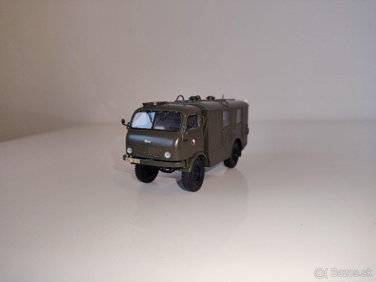 Tatra 805 1:43 - 3