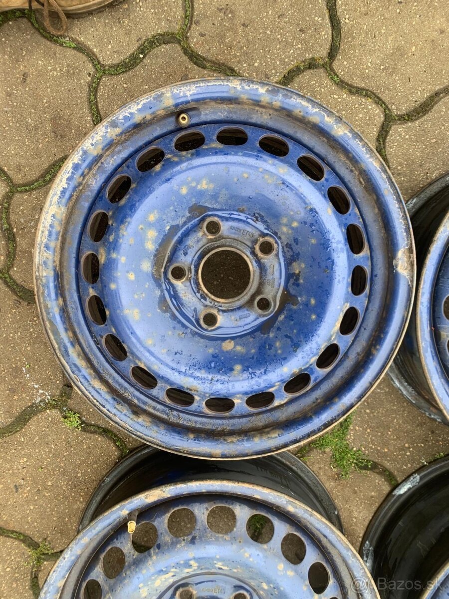 Predám 4ks plechové disky 5x112 R15 - 3