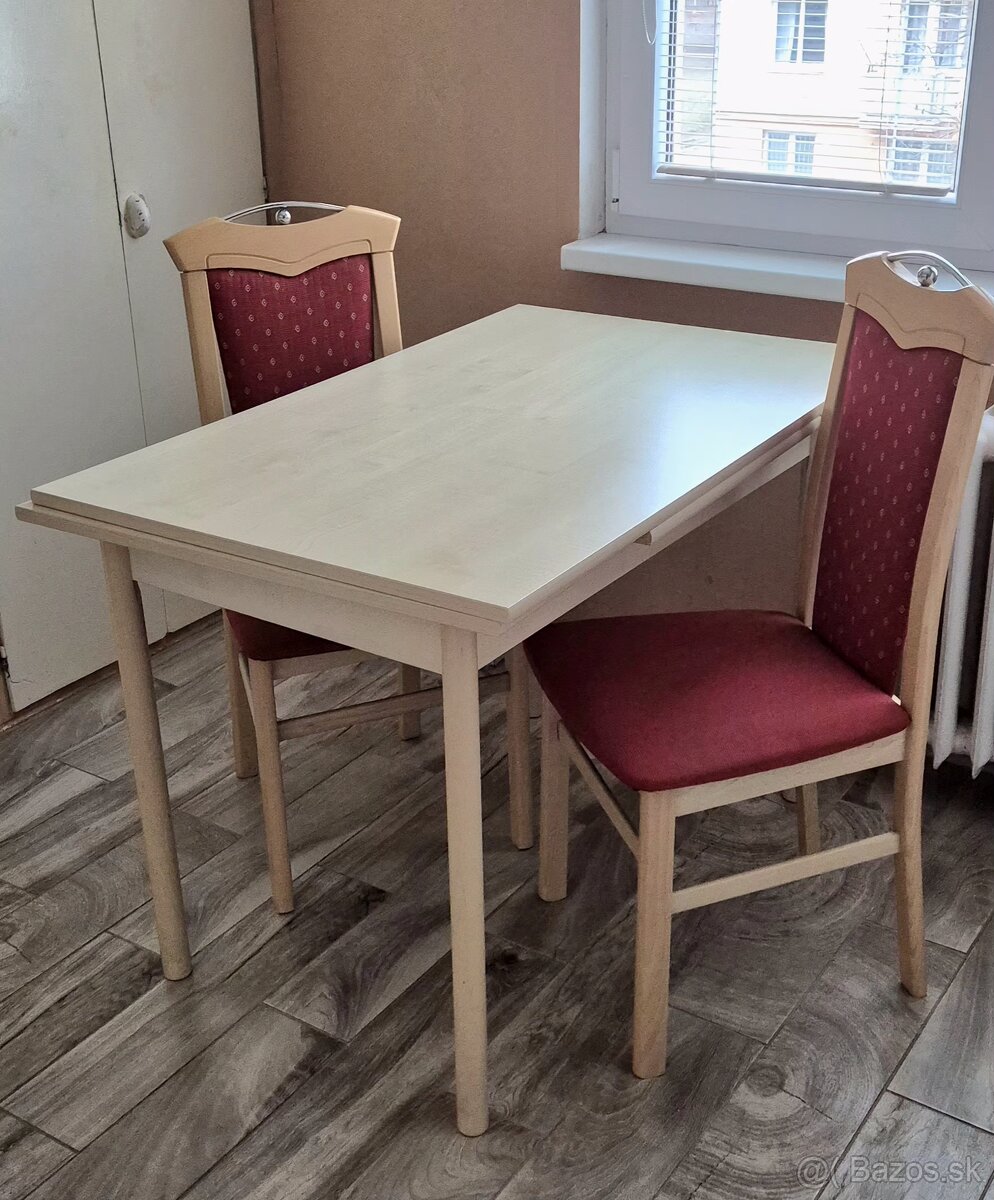 Kuchynský stôl, stoličky - 3