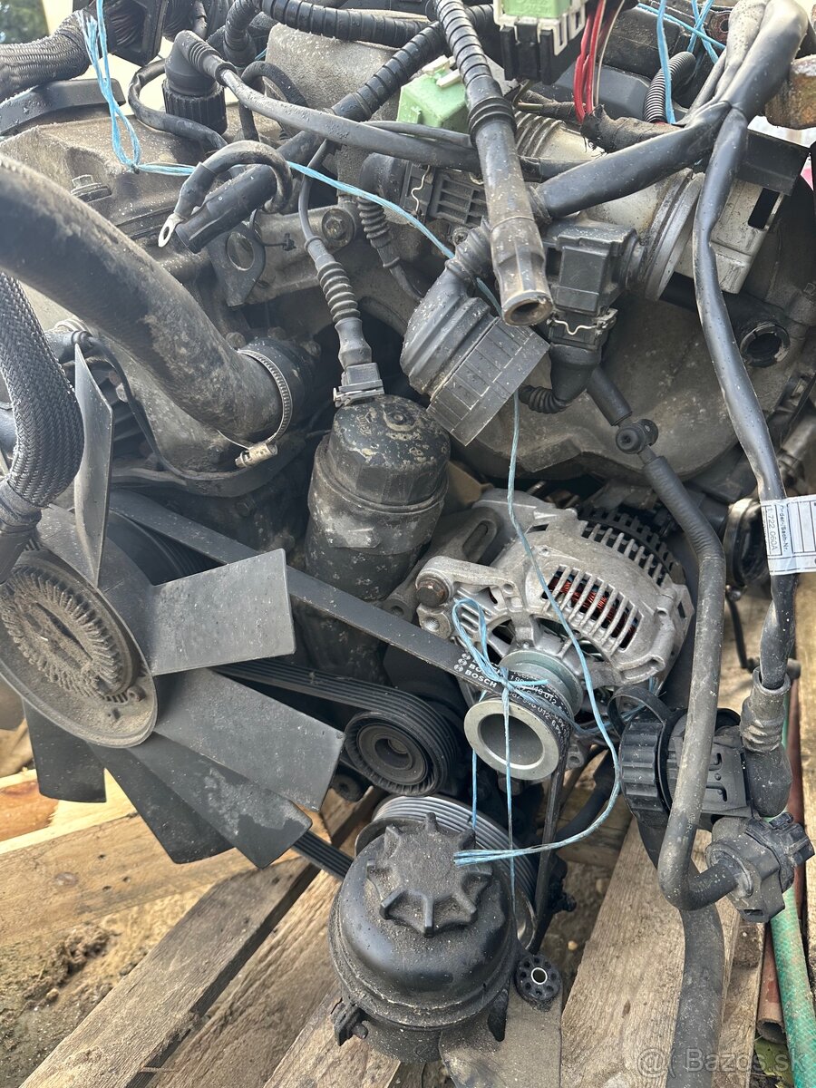 Motor BMW E36 316i - 3