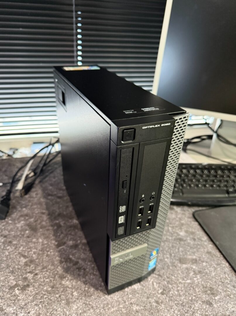 Počítač Dell OptiPlex 9020 – i5-4570 / LINUX MINT / 250G SSD - 3