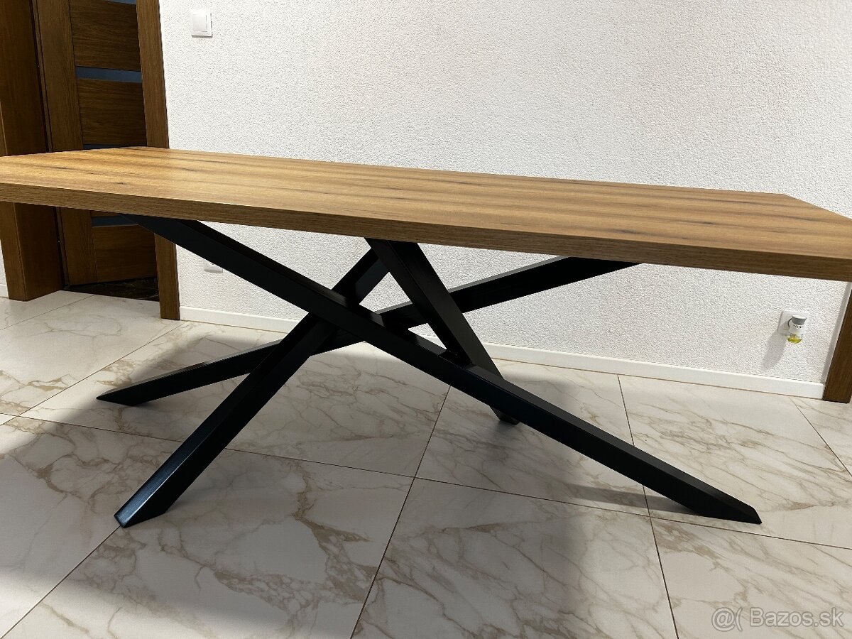 Predám jedálenský stôl - 3