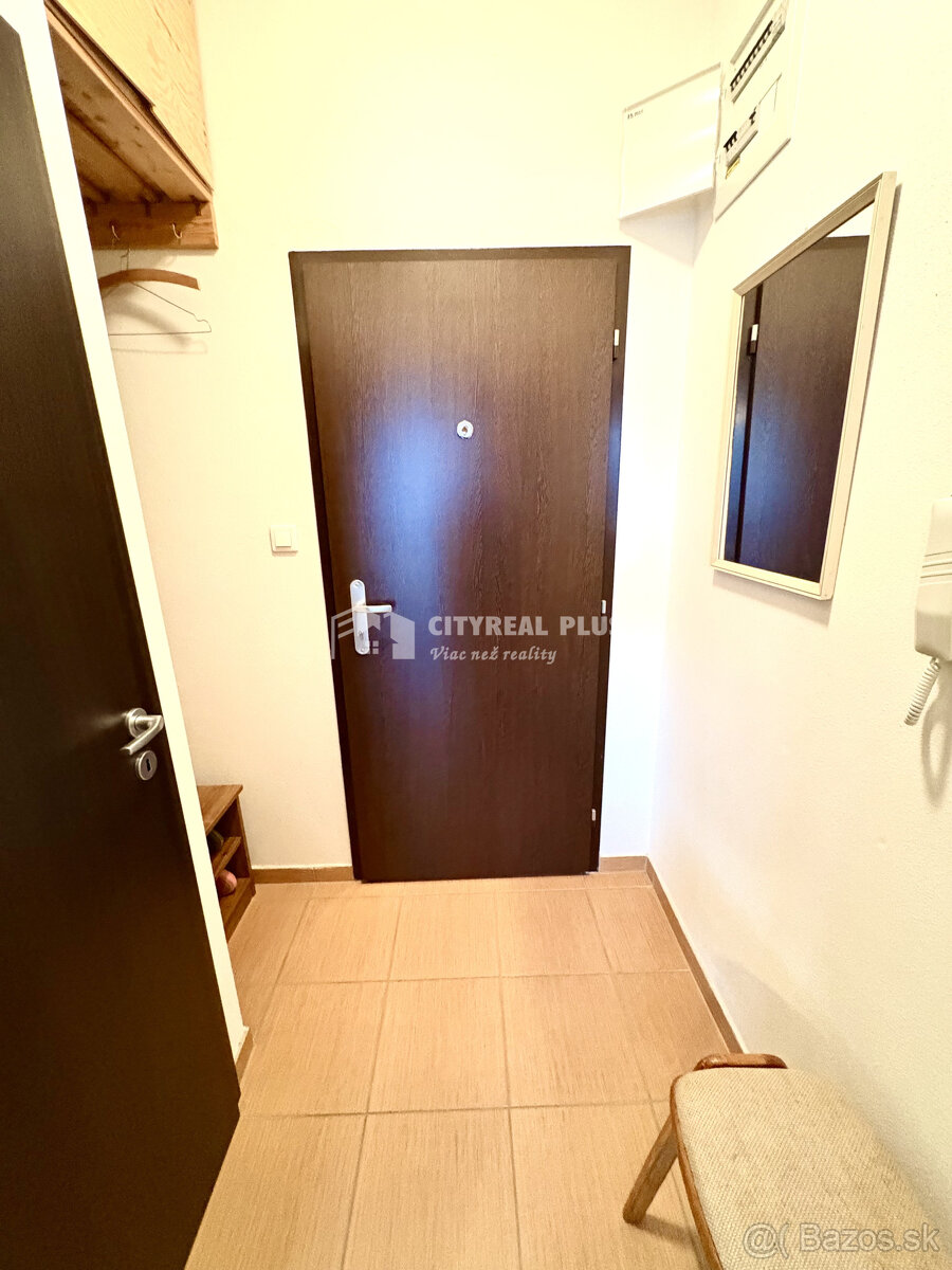 PREDÁM APARTMÁN S BALKÓNOM PODHÁJSKA - 3