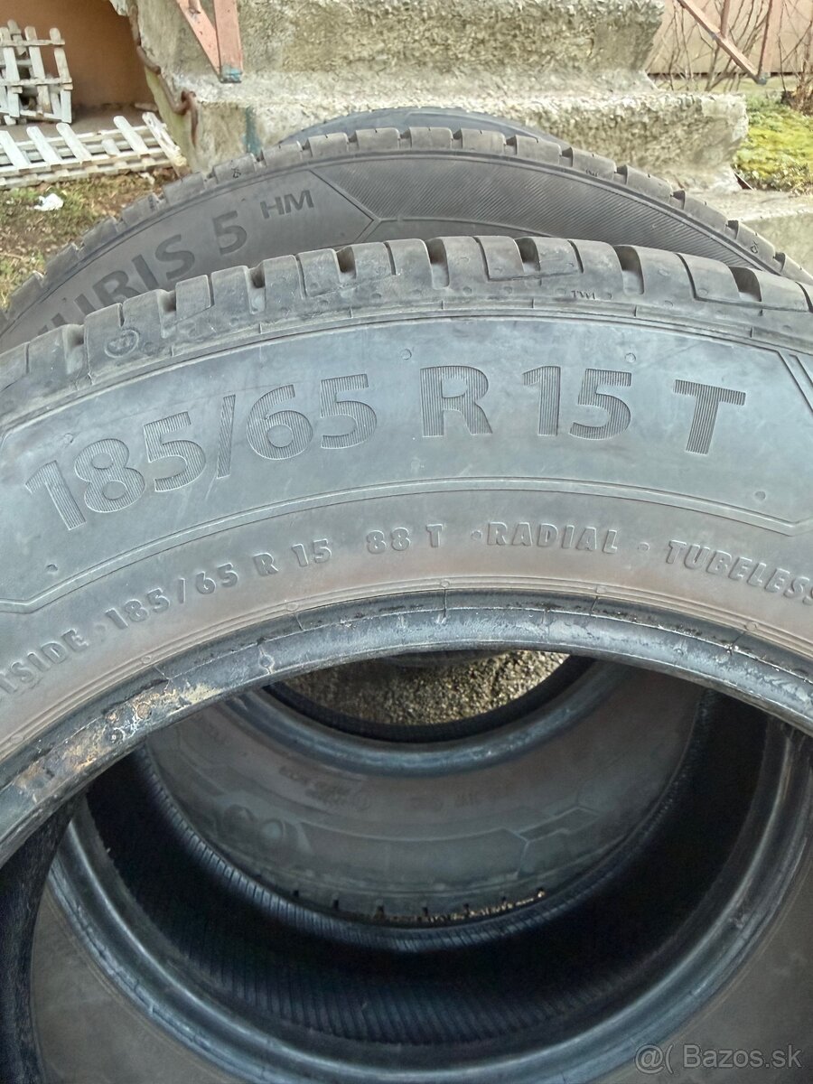 Letné pneu Barum Bravuris 185/65 R15 - 3