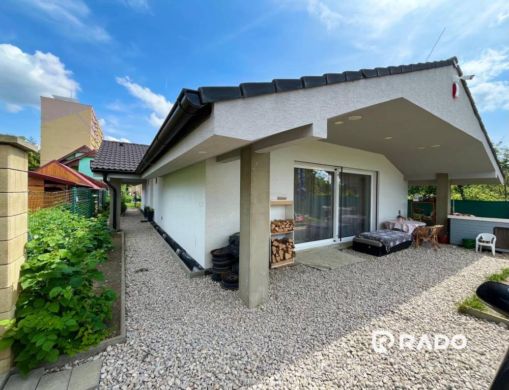 PREDANÉ | Moderný 4i rodinný bungalov 687m2 | Legionárska | - 3