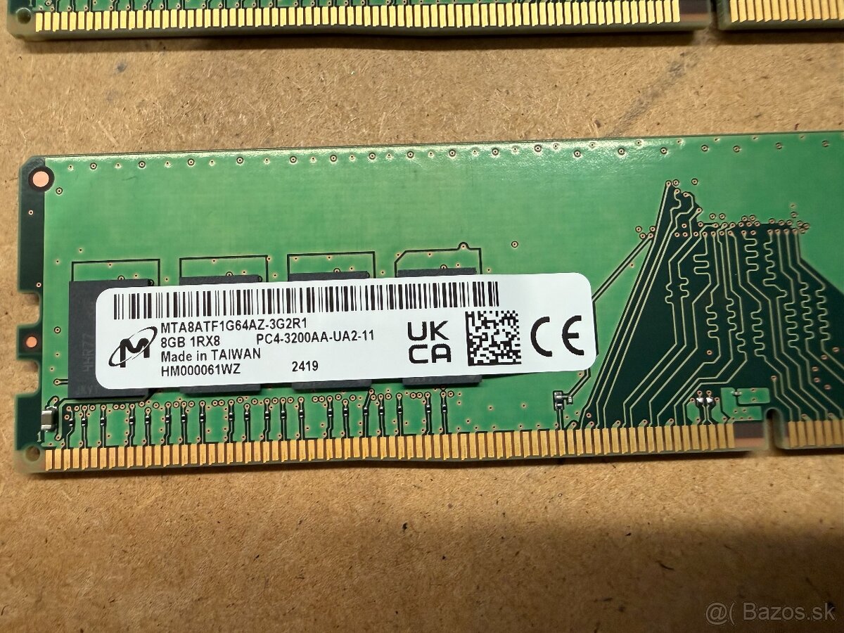 Predám ram pamäte 8gb DDR4 3200MHz modul do počítača - 3