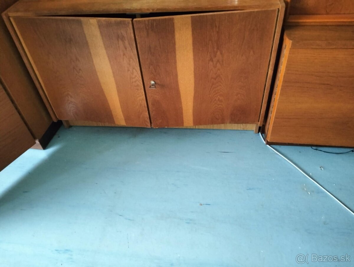 Starší nabytok - 3