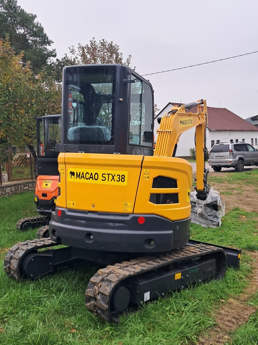 Predam pasový bager MACAO CT38 - 3