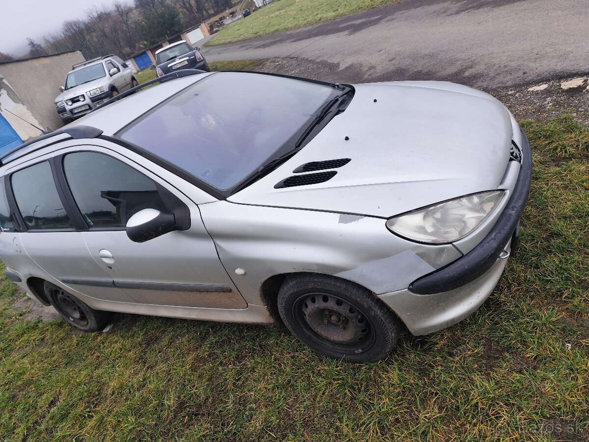 Peugeot 206 SW 2004 - 3
