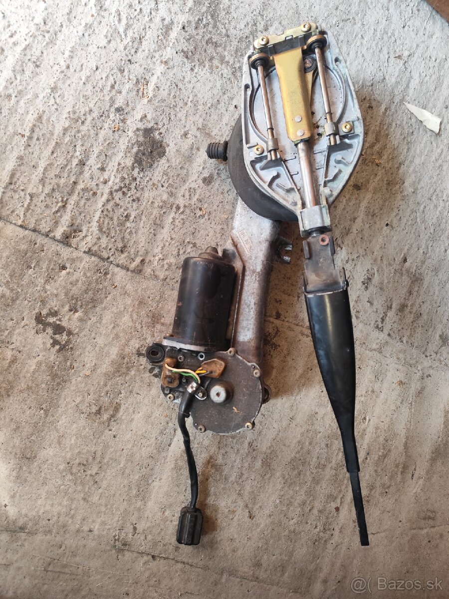 predny stierac mercedes w202 - 3