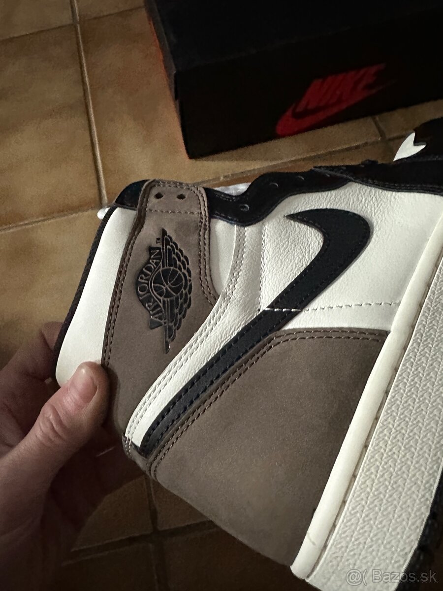 Nike Jordan 1 dark mocha - 3