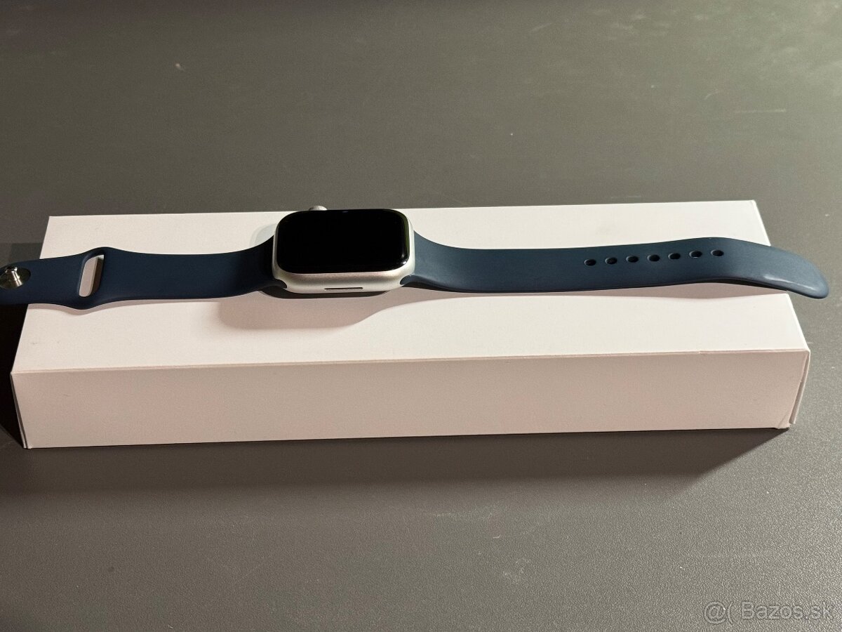 Apple Watch Series 9 45mm - 3