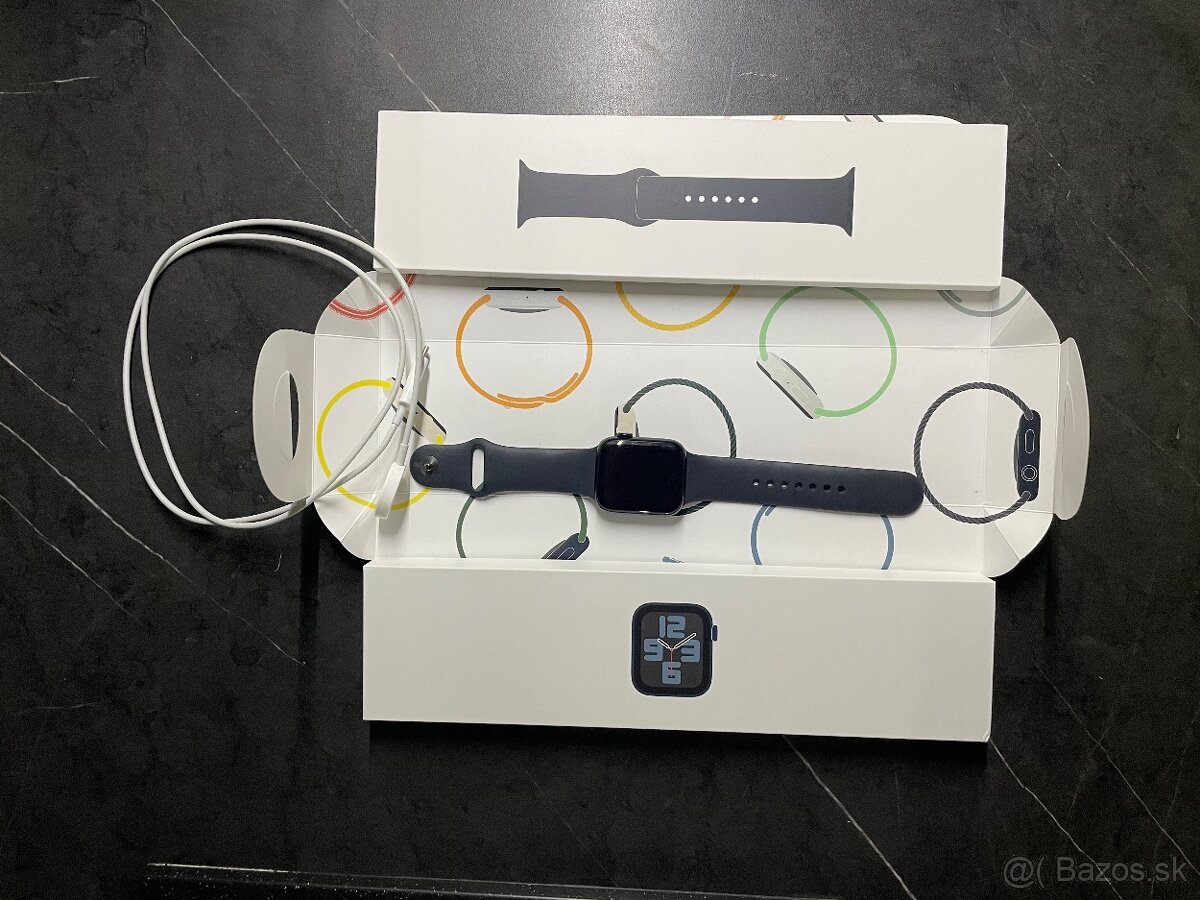 Apple Watch SE 2 44mm - 3