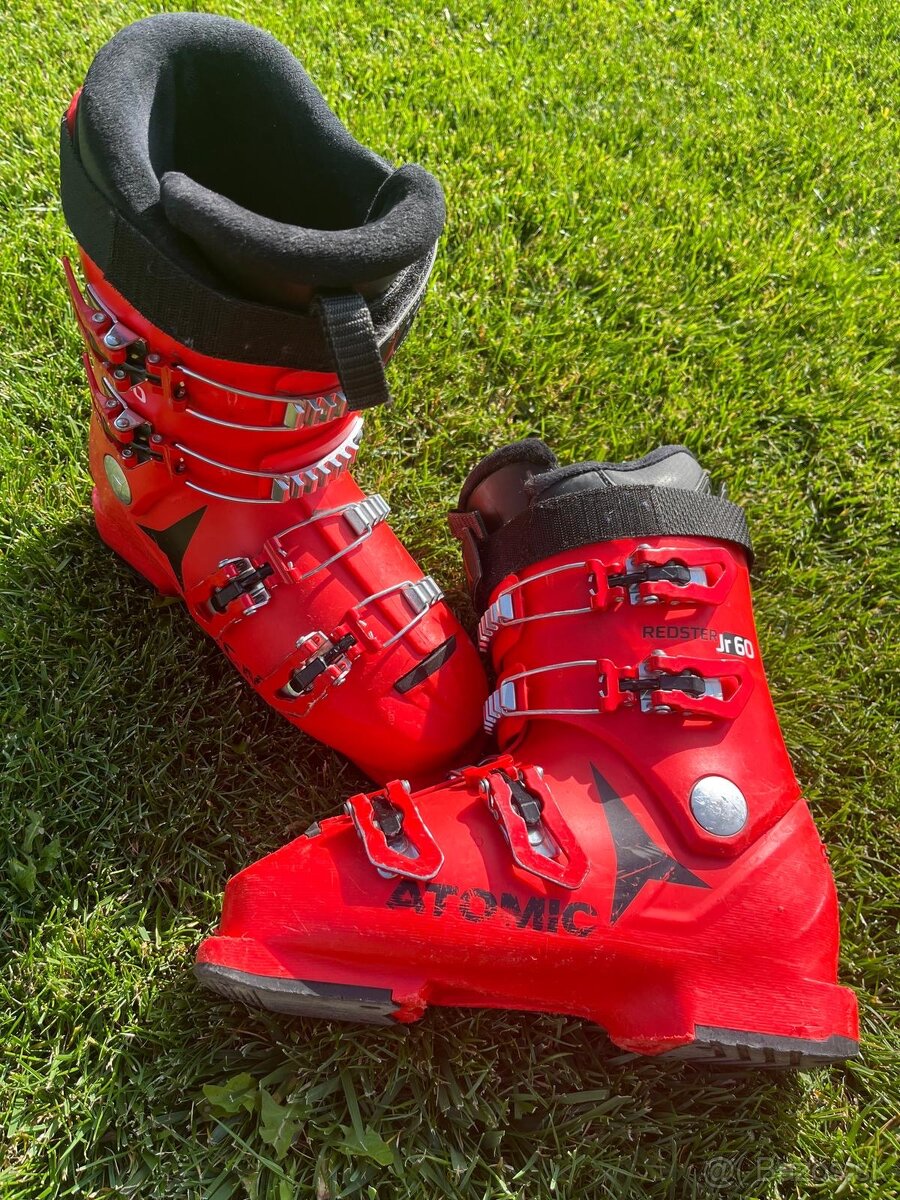 Lyže Völkl 148 cm a lyžiarky Atomic Redster flex 60 - 3
