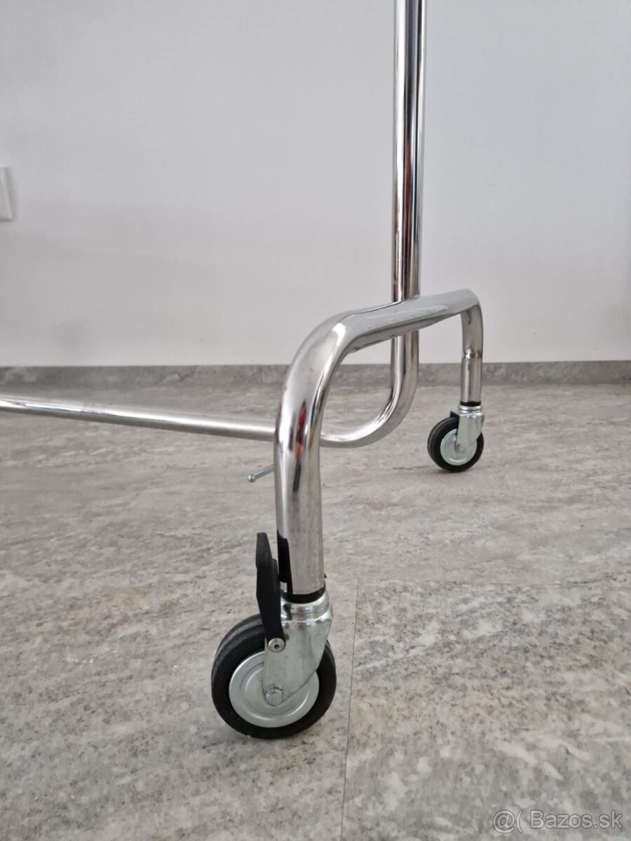 Nastavitelny stender - 3