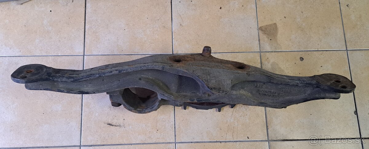 Držiak mechov SCANIA P,G,R,T-series (2004-2017) - 3