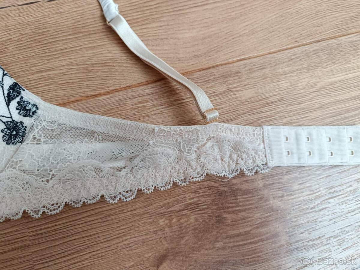 Biela podprsenka Intimissimi 75B - 3