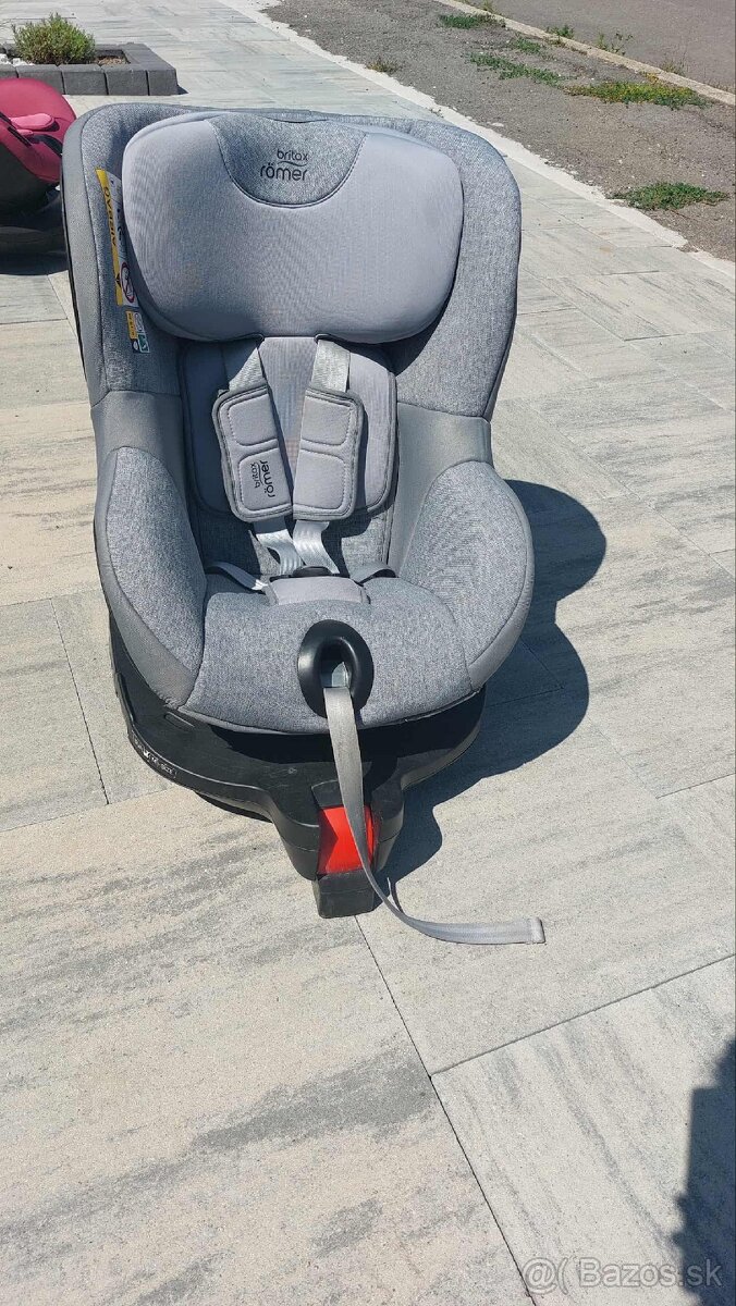 Britax Romer Dualfix M i-Size - 3
