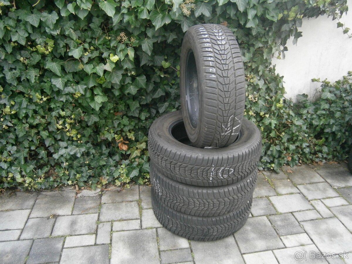 Predám 4x zimné ako nové pneu Hankook 235/65 R17 108VXL - 3