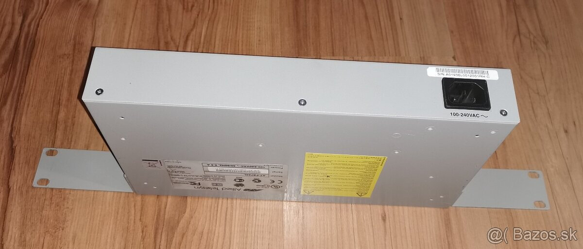 Switch Allied Telesyn AT-FS724L - 3