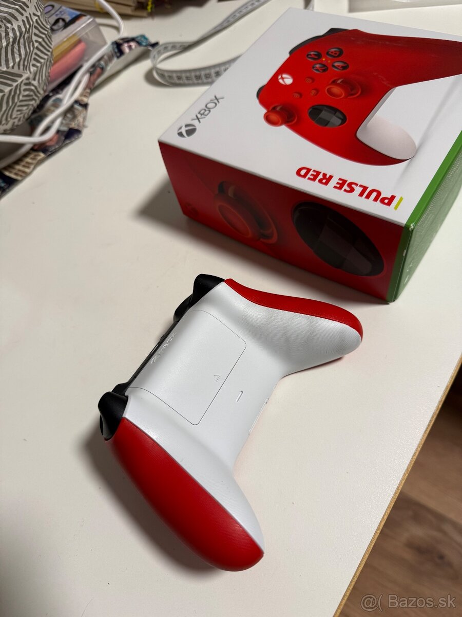 Ovladac Xbox series - 3
