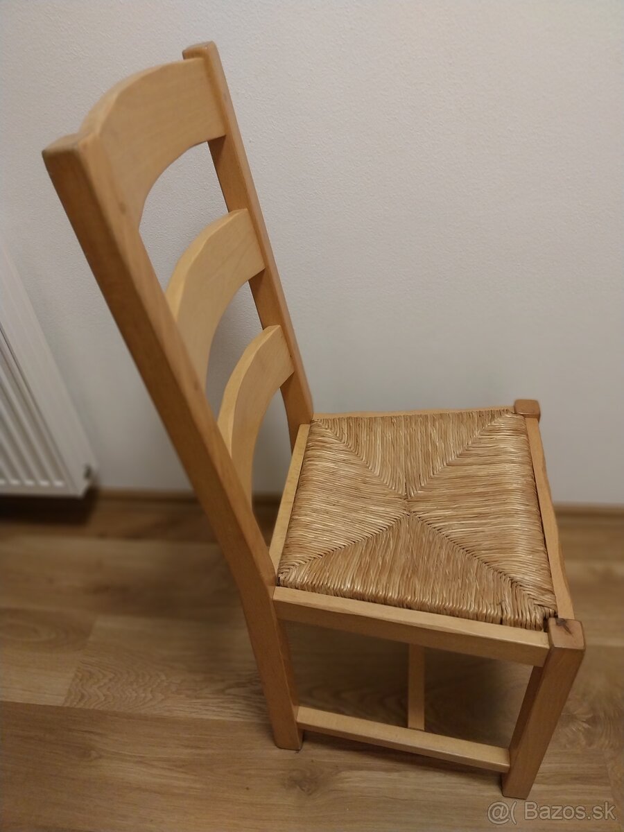 Kuchynský stôl + 4 stolicky - 3