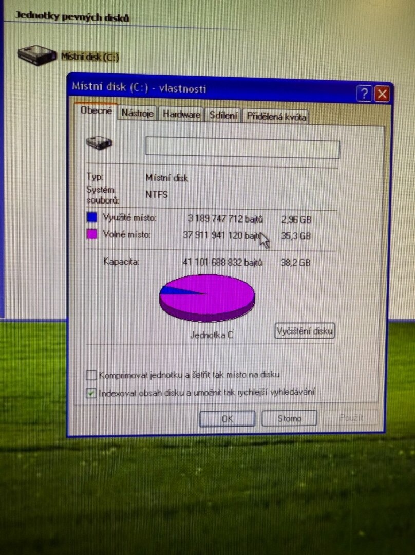Stolový počítač s Windows XP – ideálny pre staršie programy - 3