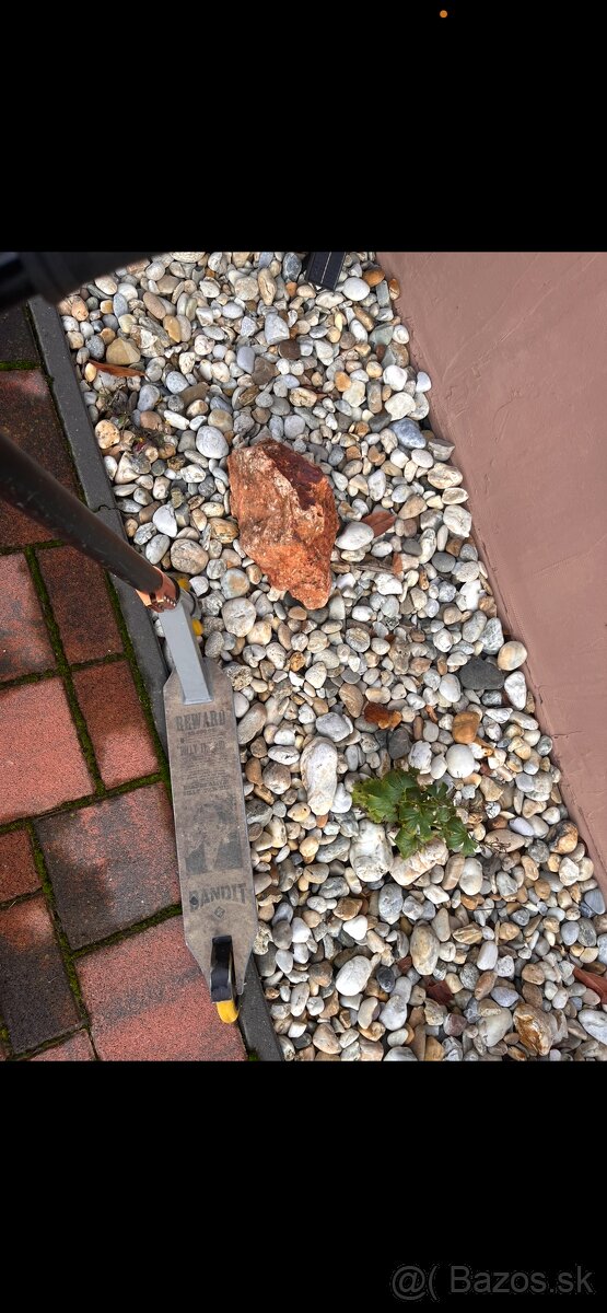 Freestylová kolobežka Bandit - 3