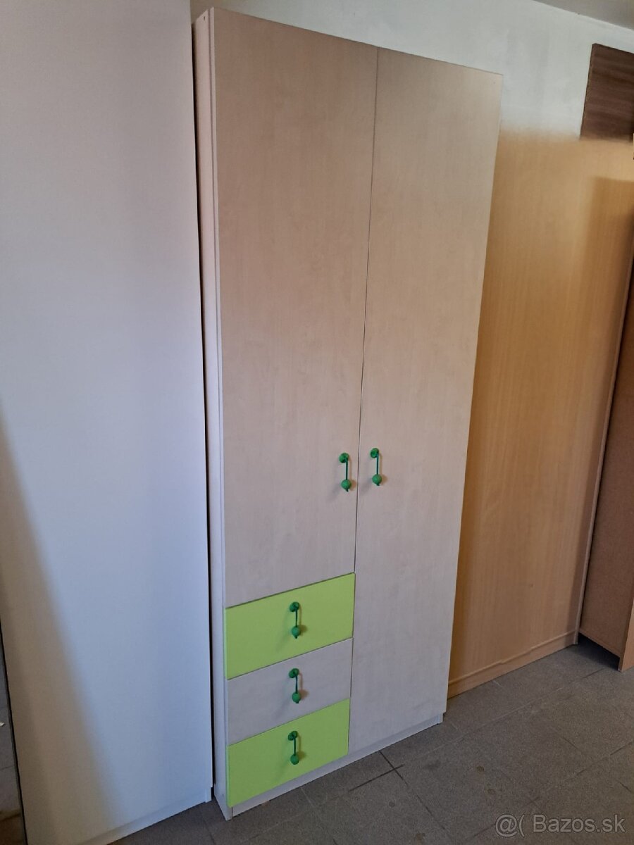 Posteľ 90x200cm +skriňa 210x80cm - 3
