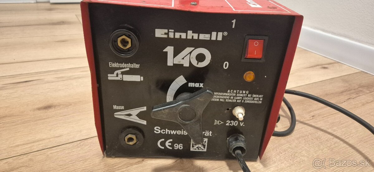 Transformátorovú zváračka Einhell 140 - 3