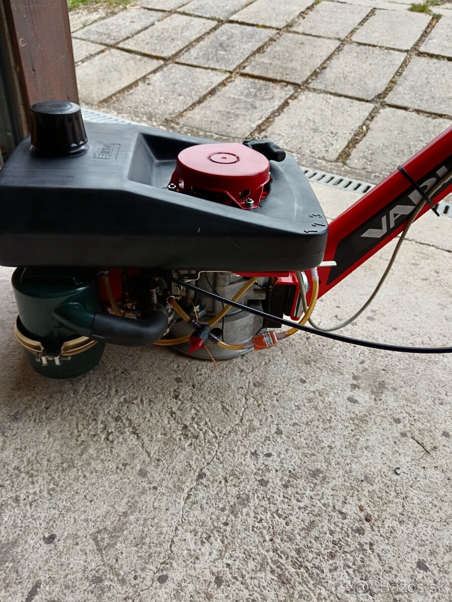 Motorová jednotka AGZAT- JIKOV - 3