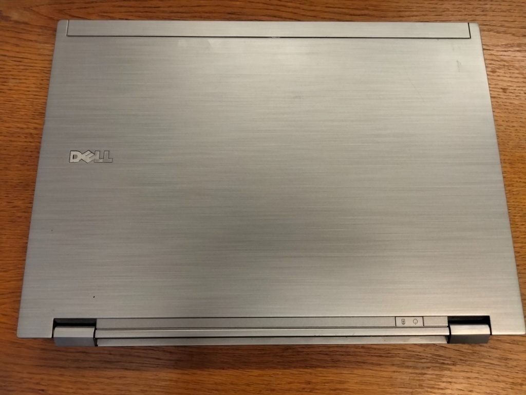 rozpredám funkčný notebook Dell latitude e6410 - 3