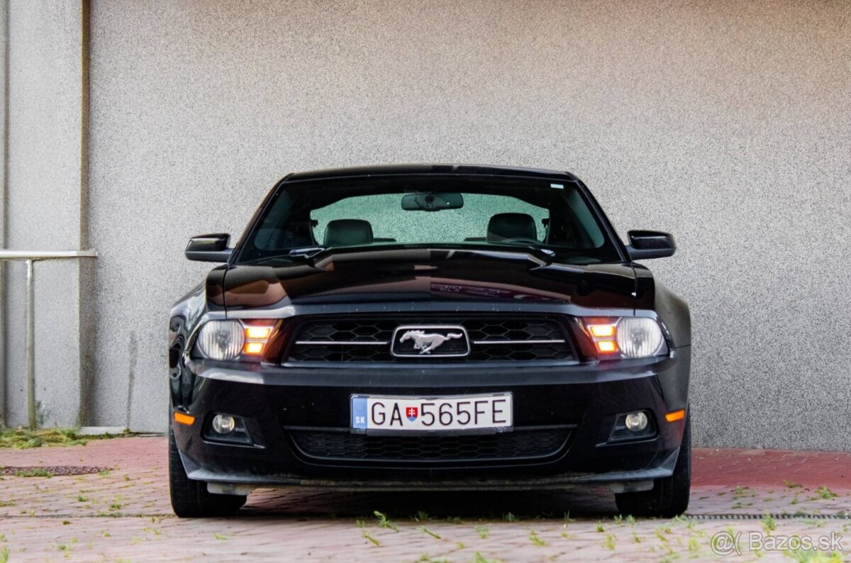 Ford Mustang 4.0L V6 - 3