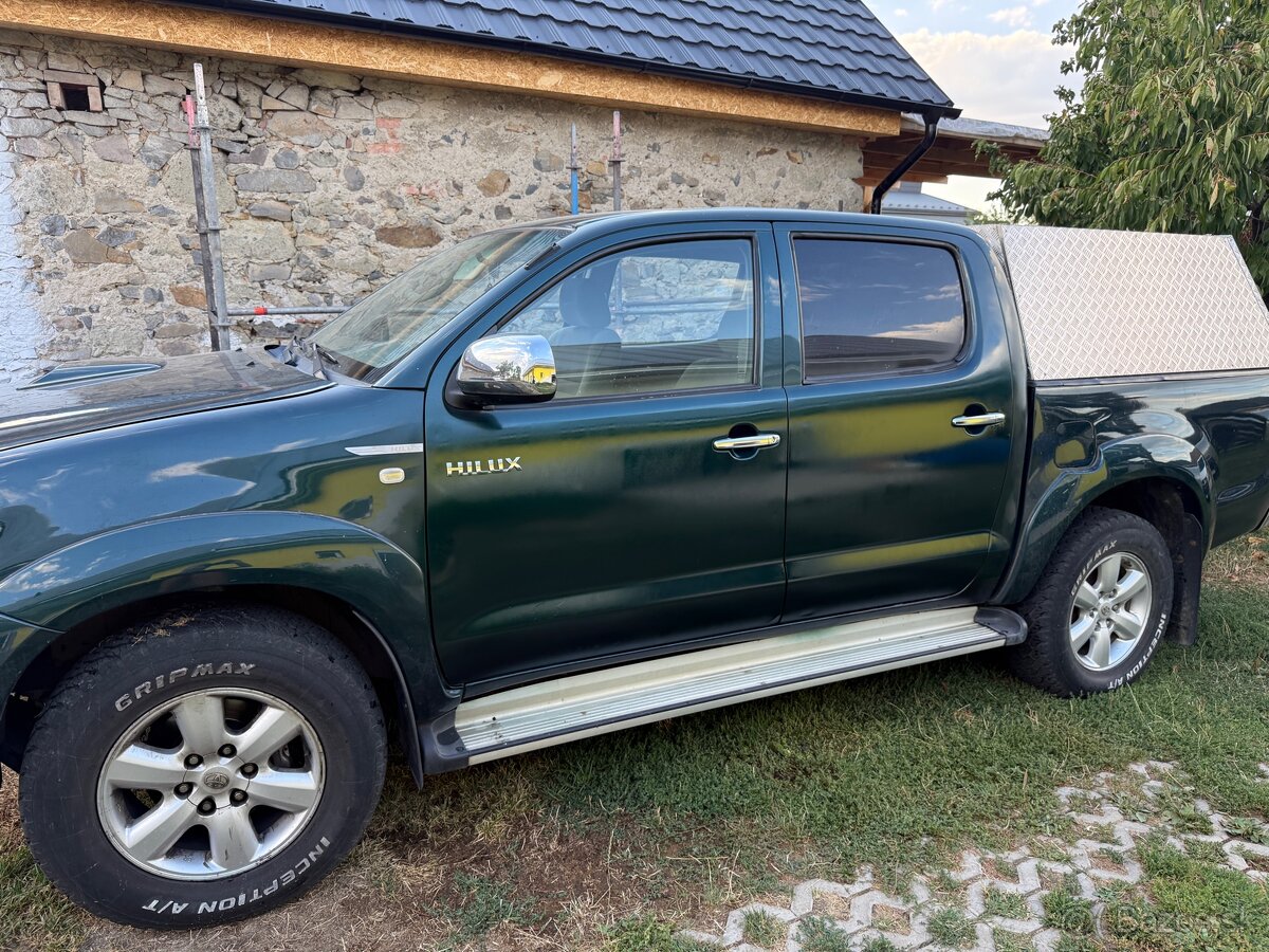 Predam Toyotu Hilux - 3