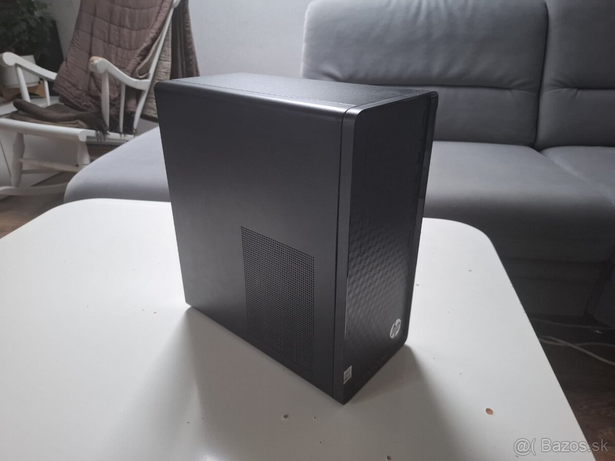 Predám starší herný počítač od HP - 3
