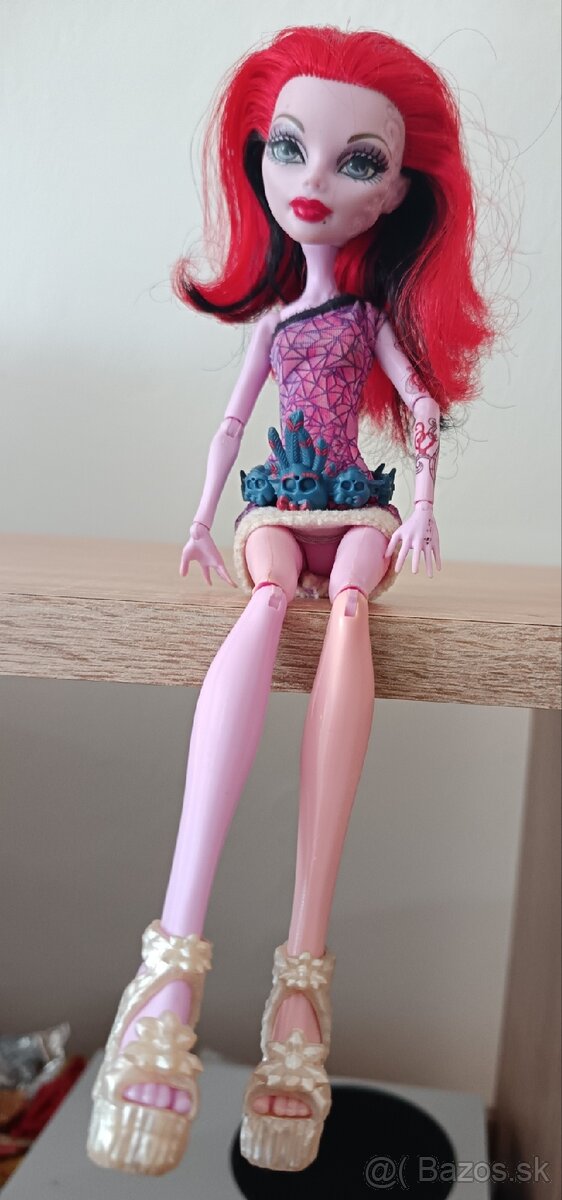 Monster bábika - 3