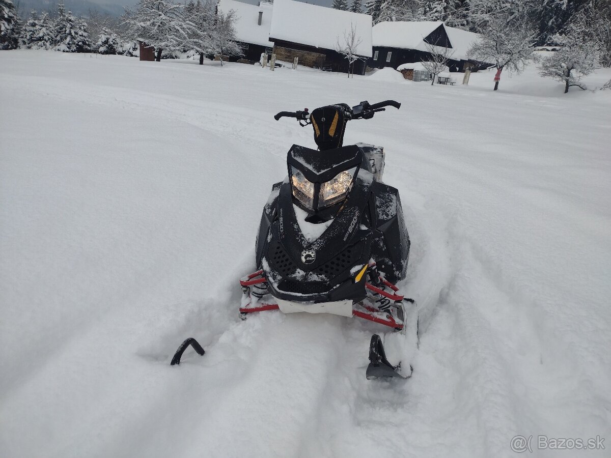 Ski doo Summit 800 Everest