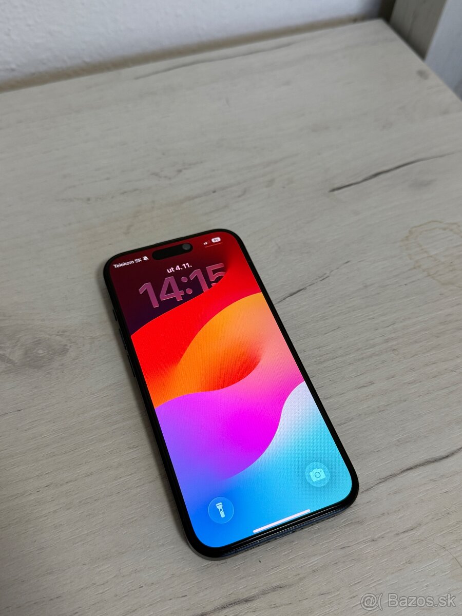 iPhone 15 pro 128 GB - tmavomodrý - 3