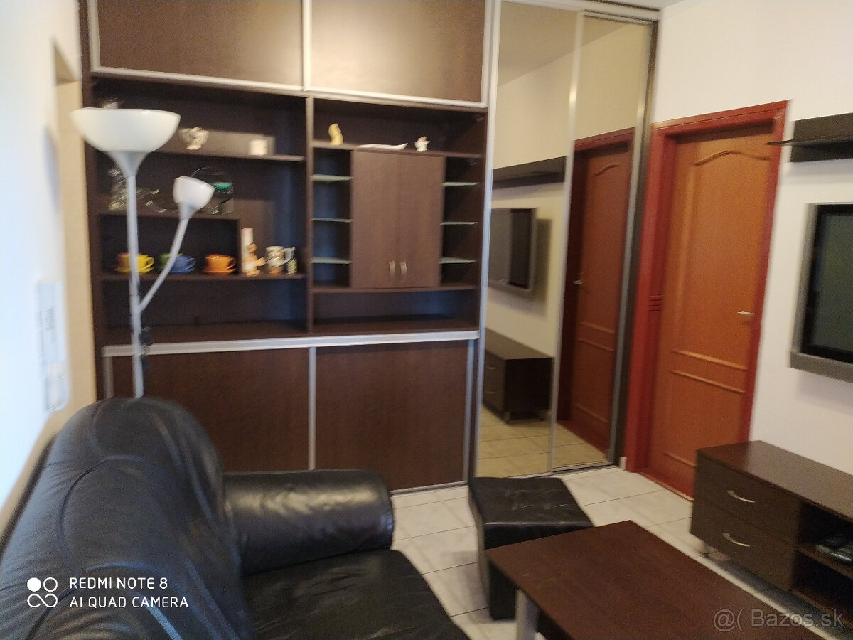 Novinka iba u nás 4i byt na Beňadickej ul., loggia, 4p - 3