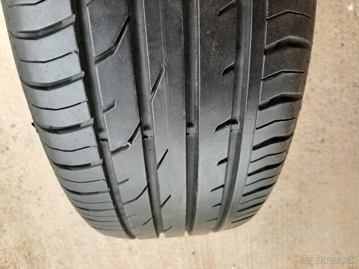 Pneu 215/60 R 16 - 3
