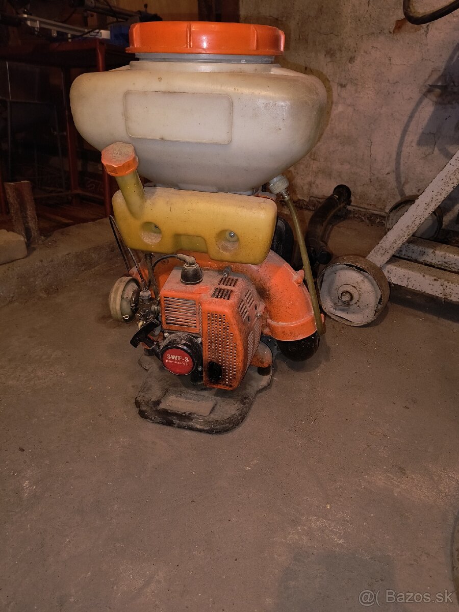 Motorový postrekovač - 3