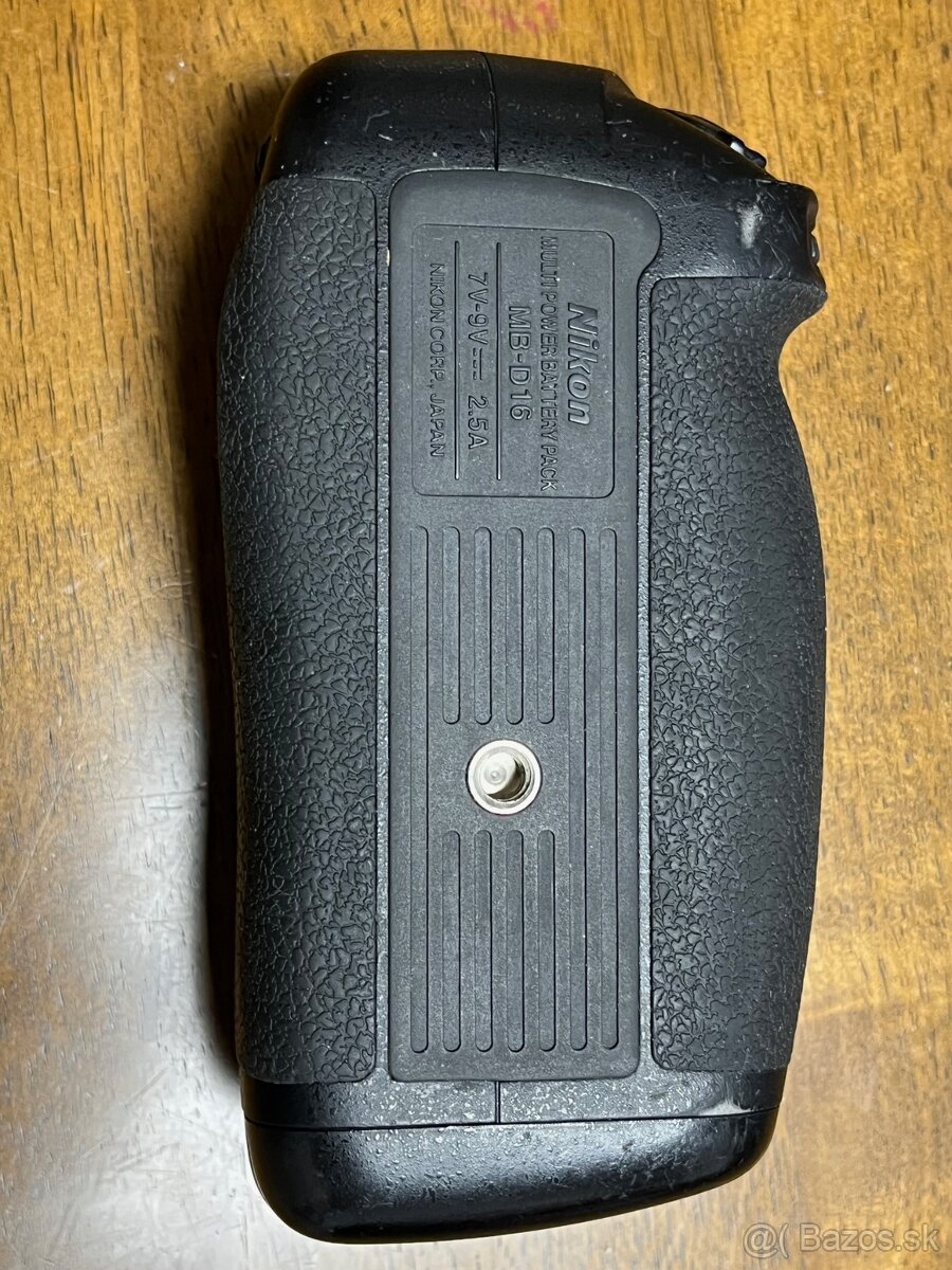 Nikon MB-D16 pre D750 - 3
