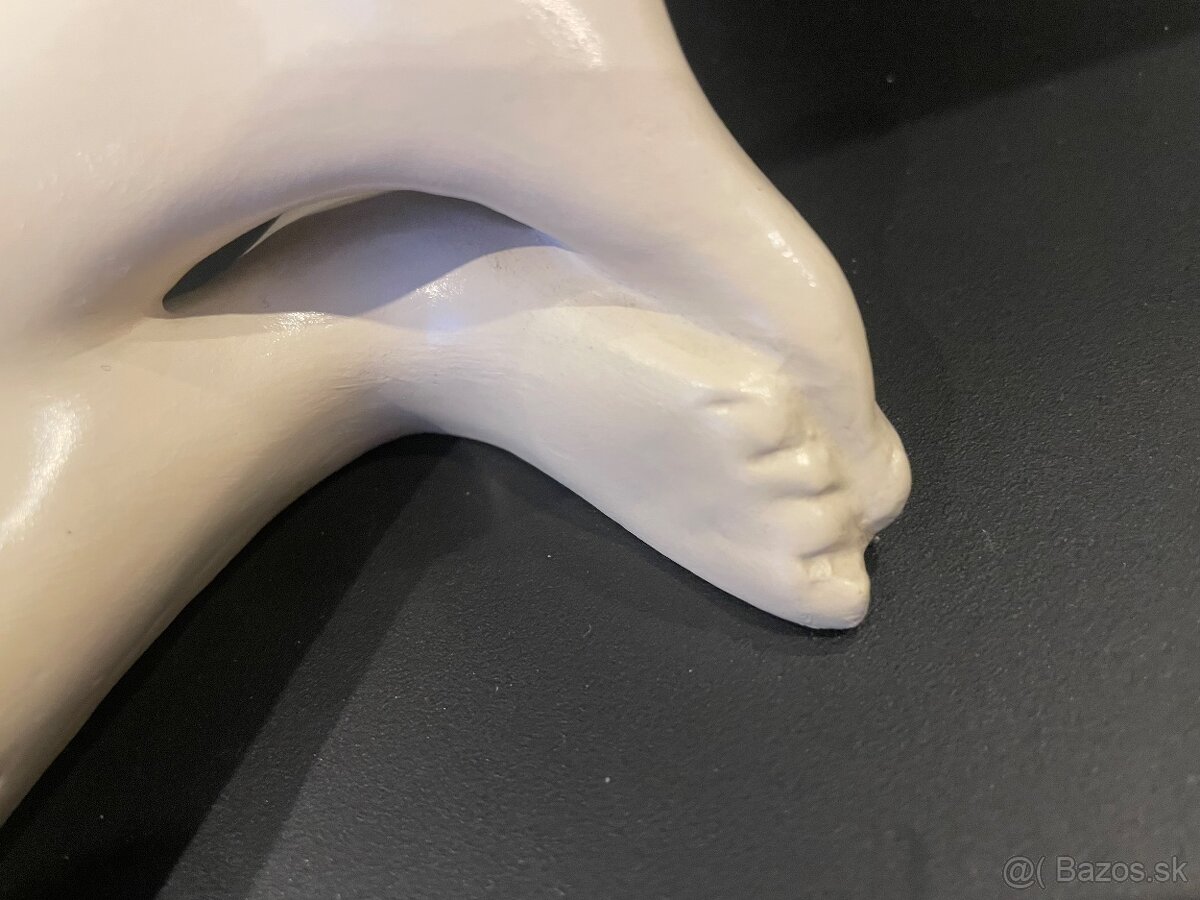 Retro socha ležiacej ženy - 3