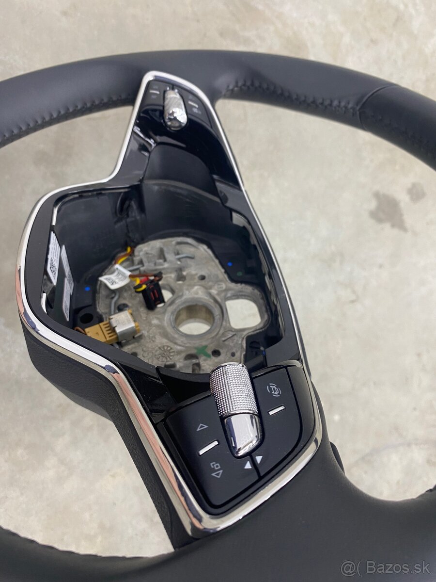 Multifunkčný volant Skoda Octavia IV- 5E3419093AKVKH - 3