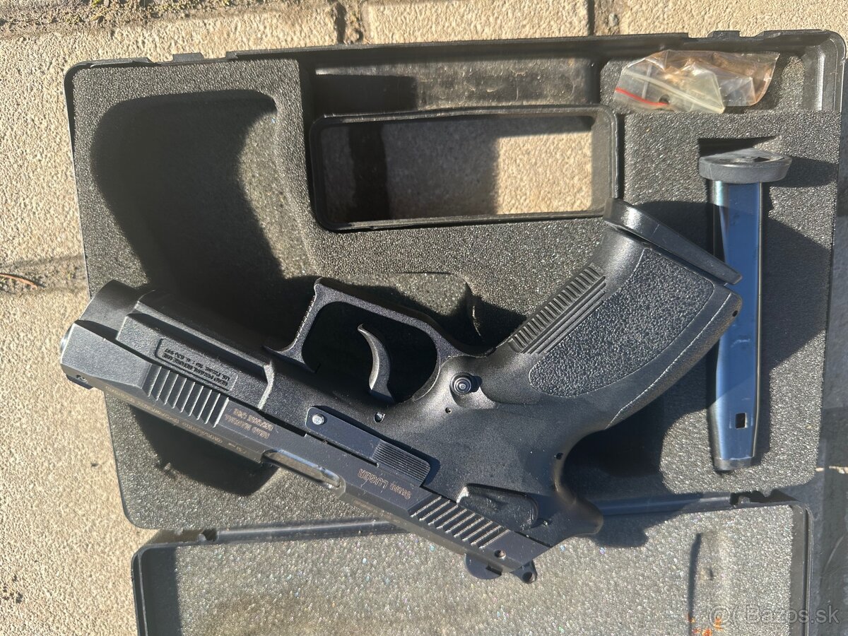 Pištoľ GP K100 - 3