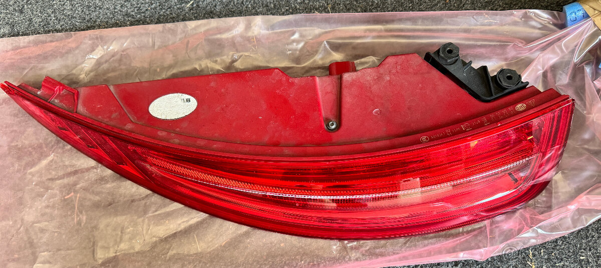 Ľavé zdané svetlo 991 - 3