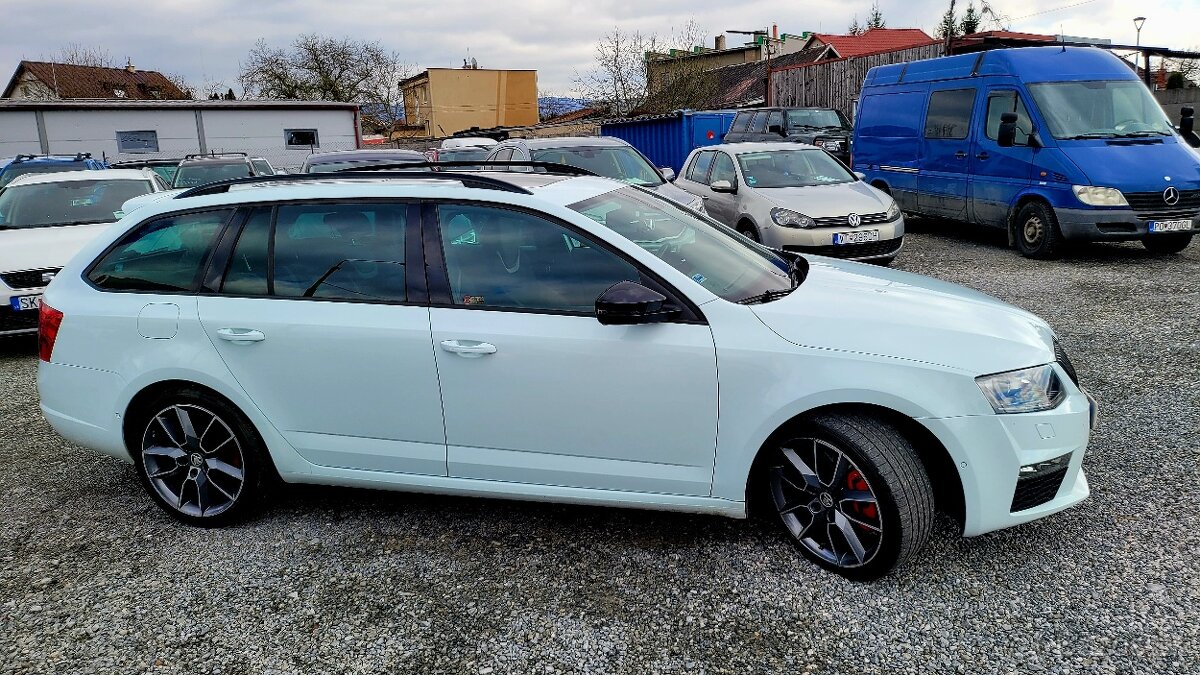 Škoda Octavia Combi 2.0 TDI DPF RS DSG - 3