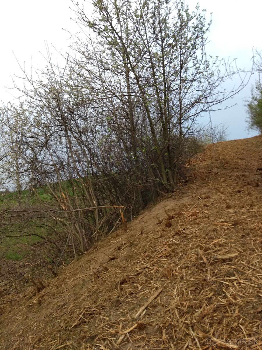 Priekopovy kladivkovy svahový mulčovač 165cm za traktor - 3